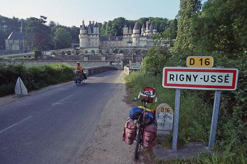 WT 2500 325-11 France 92.jpg